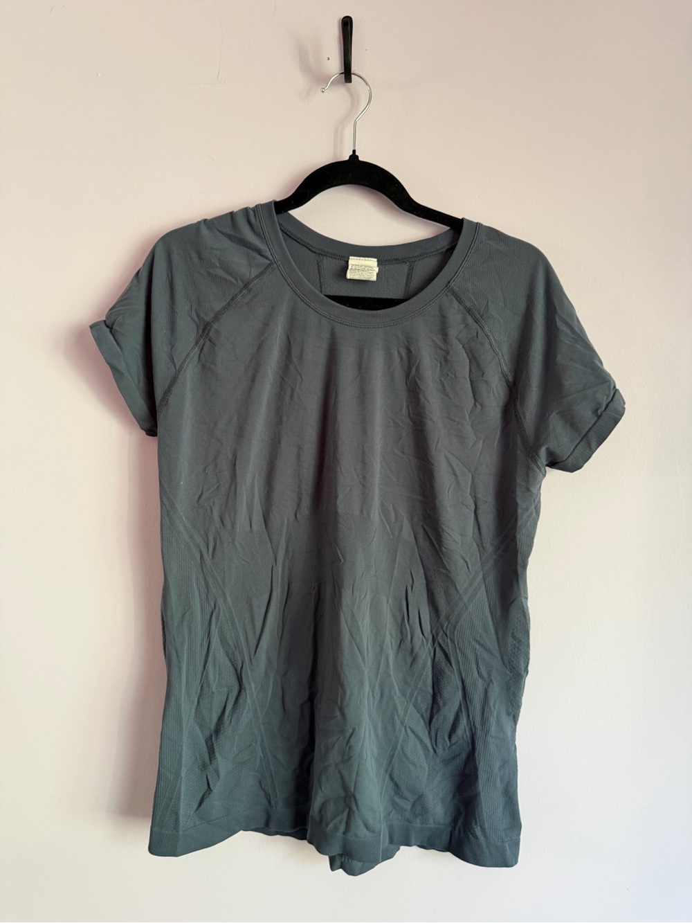 Athleta Momentum Tee Grey Stretchy XL